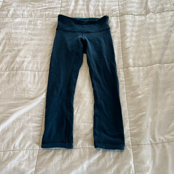 Lululemon Cropped Leggings - Picture 4 of 8